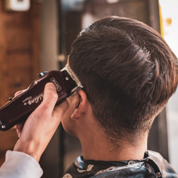 Обучение на мужские стрижки